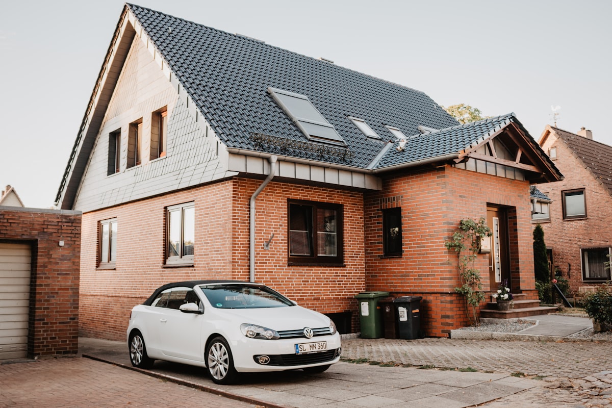 Home and vehicles covered under a bundled personal insurance policy